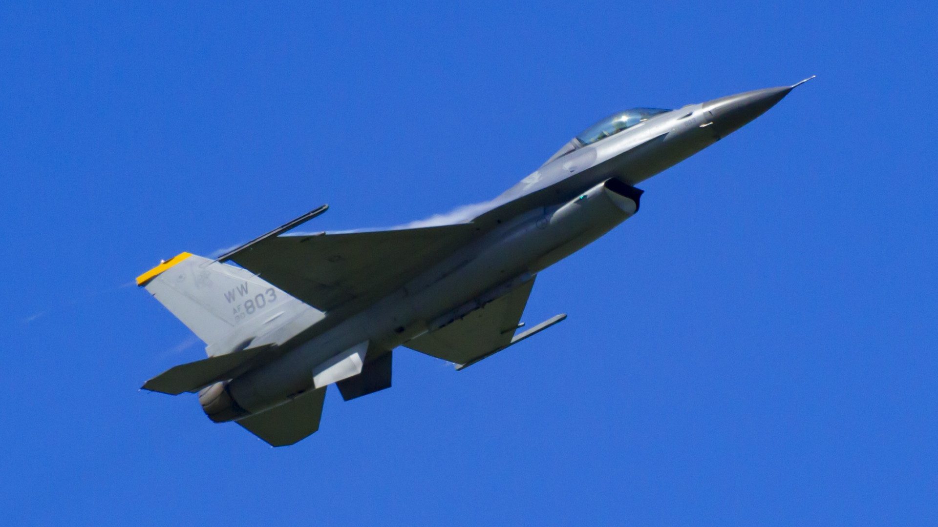 F-16